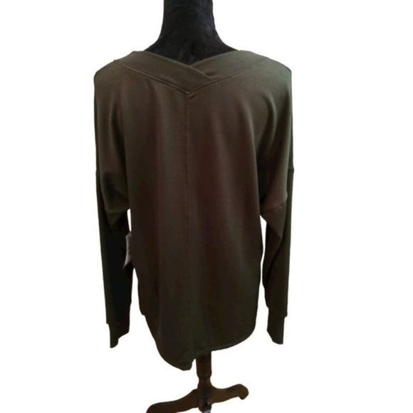 NWT‎ SIZE M Sofia Active Women's Fleece Pullover Top Double with Double V Neck - Picture 9 of 12